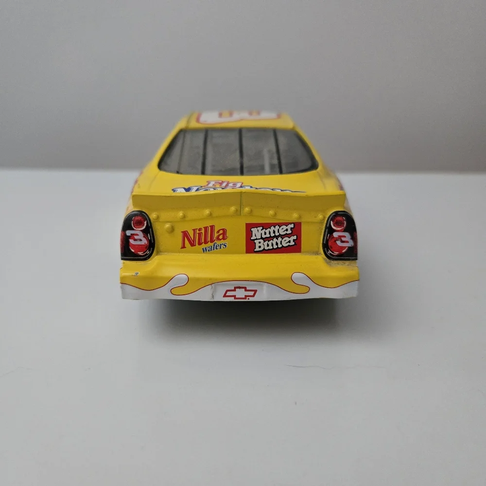Dale Earnhardt Jr #3 Winner’s Circle Nilla Wafers Nutter Butter Diecast